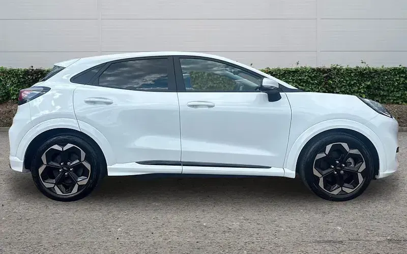 Used Ford Puma Premium 122 kW (167 HP) 2025 SUV