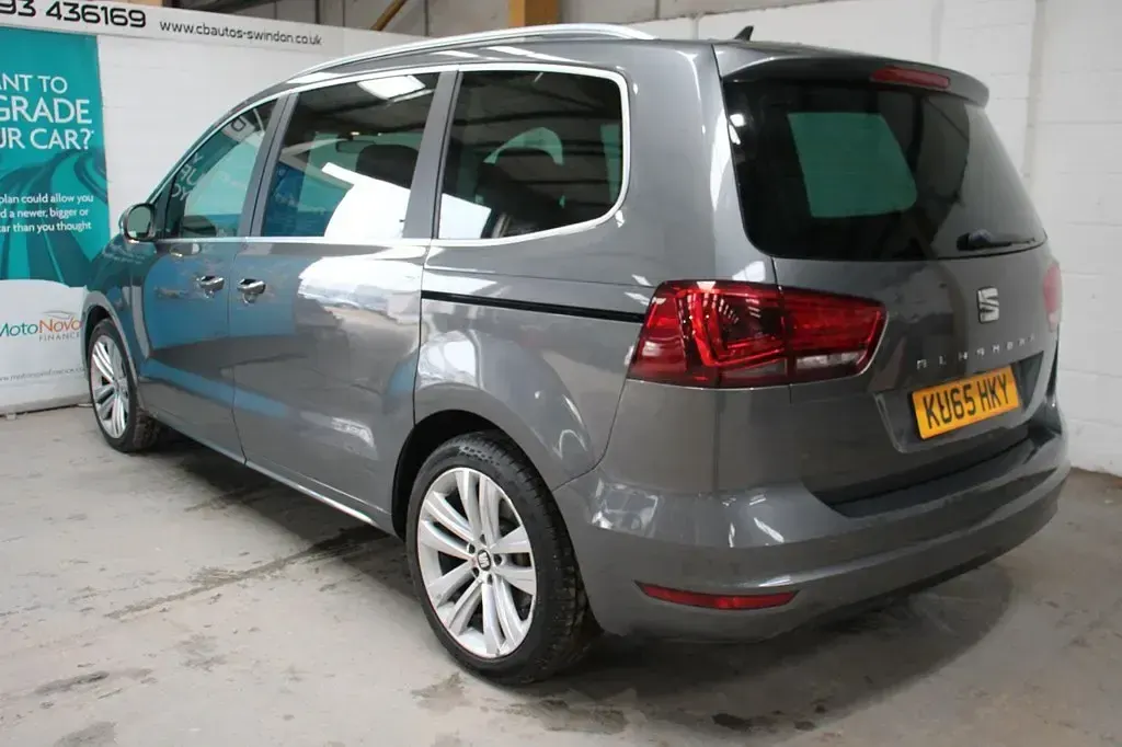 Usado Seat Alhambra Style 2015 Cinzento Monovolume