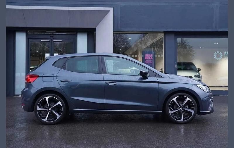 Used Seat Ibiza FR Sport 94 HP (69 kW) 2022 Grey Hatchback