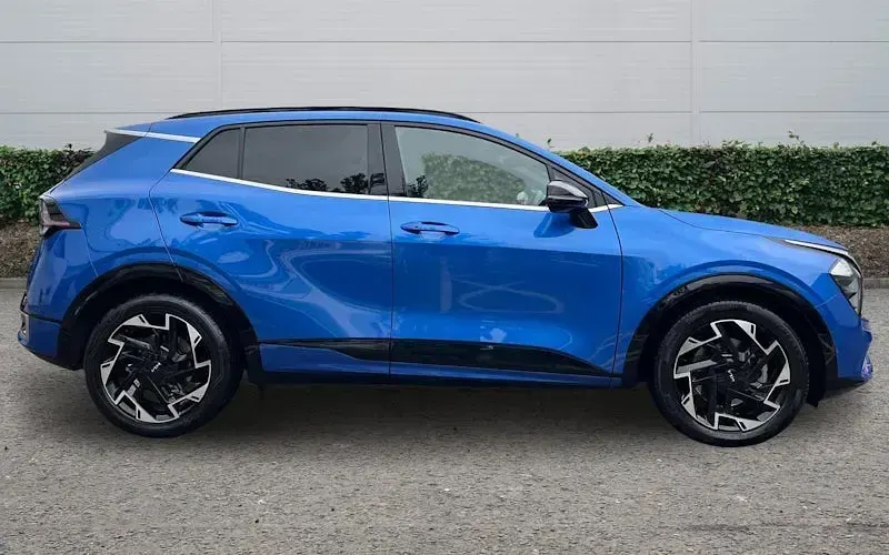Used Kia Sportage GT-Line 159 HP (116 kW) 2024 Blue SUV