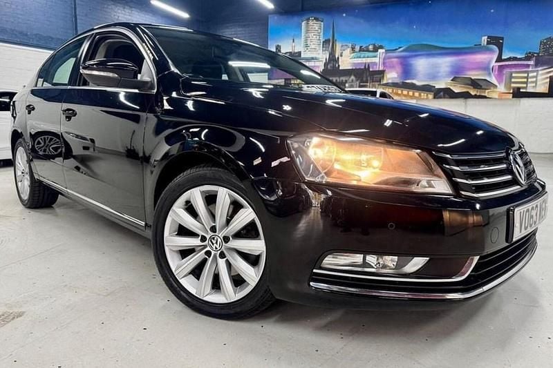 Black Used 2013 VW Passat Highline Sedan | £4,995 (Fair price) - Image 1/1