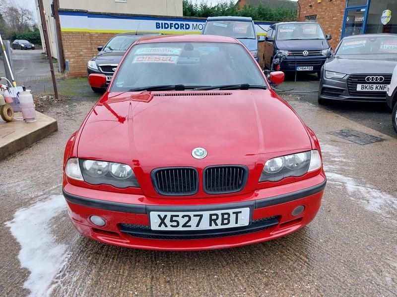 Used BMW 330 Sport Line 184 HP (135 kW) 2000 Red Sedan