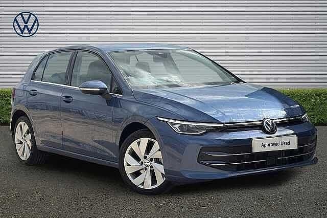 Used VW Golf VIII Style 150 HP (110 kW) 2025 Blue Hatchback