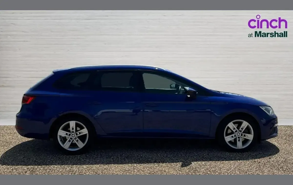 Used Seat Leon FR 190 HP (139 kW) 2019 Blue Estate