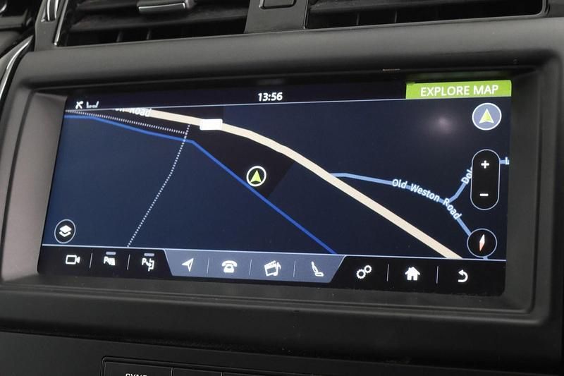 Used Land Rover Discovery 5 SE 302 HP (222 kW) 2019 Black SUV