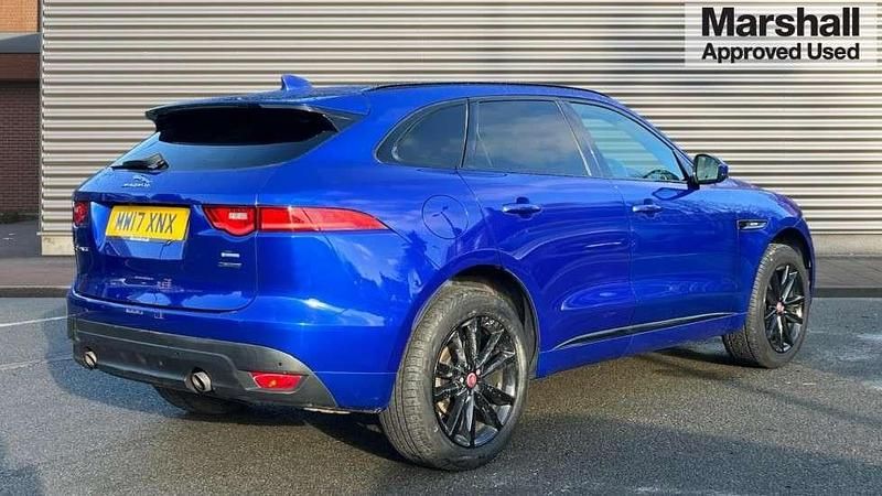 Used Jaguar F-Pace R-Sport 250 HP (183 kW) 2017 Caesium blue metallic SUV