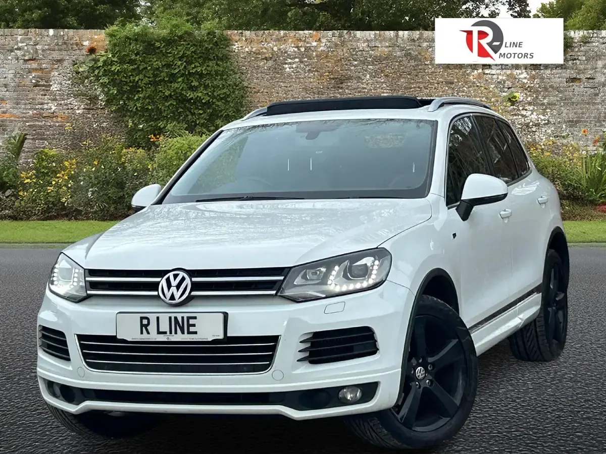 Używany VW Touareg R-line 245 KM (180 kW) 2013 Biały SUV
