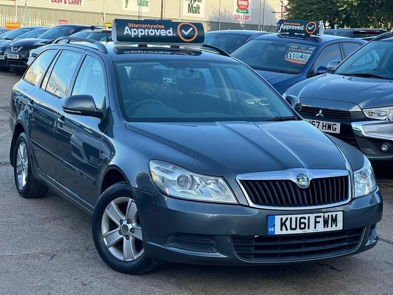 Grey Used 2011 Skoda Octavia SE Estate | £2,500 (Good price) - Image 1/3