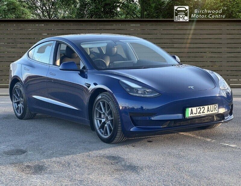 Blue Used 2022 Tesla Model 3 RWD Sedan | £18,995 (Good price) - Image 1/4