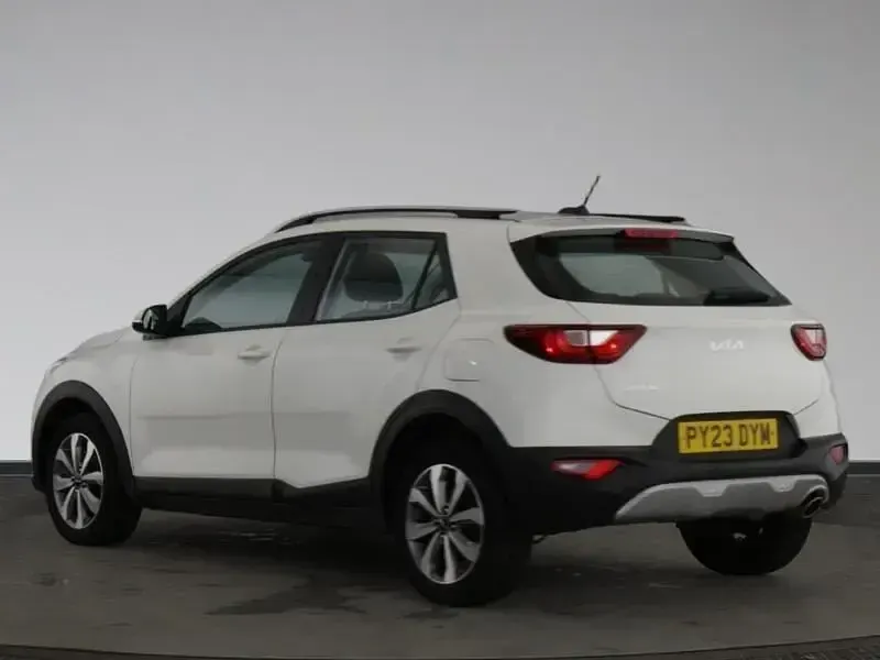 Used Kia Stonic 2023 White SUV