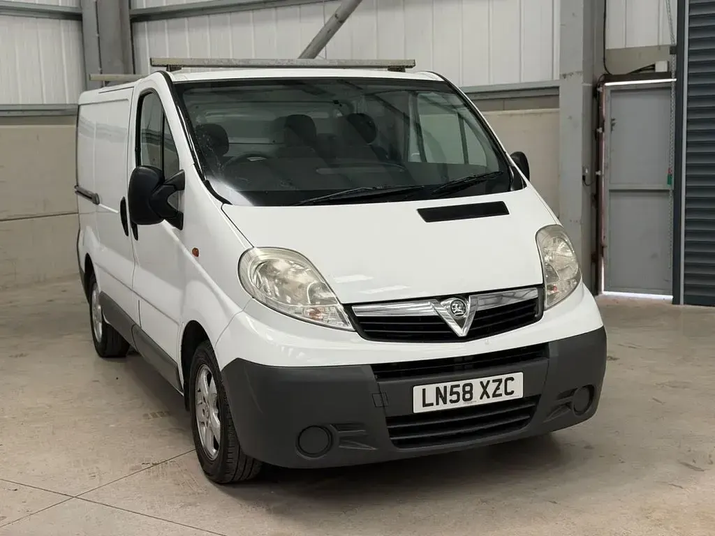 Used Vauxhall Vivaro 2009 White MPV