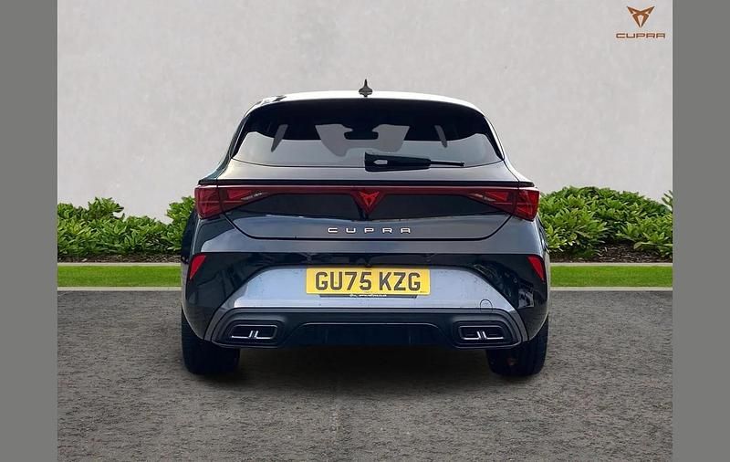 New Cupra Leon 147 HP (108 kW) 2025 Black Hatchback