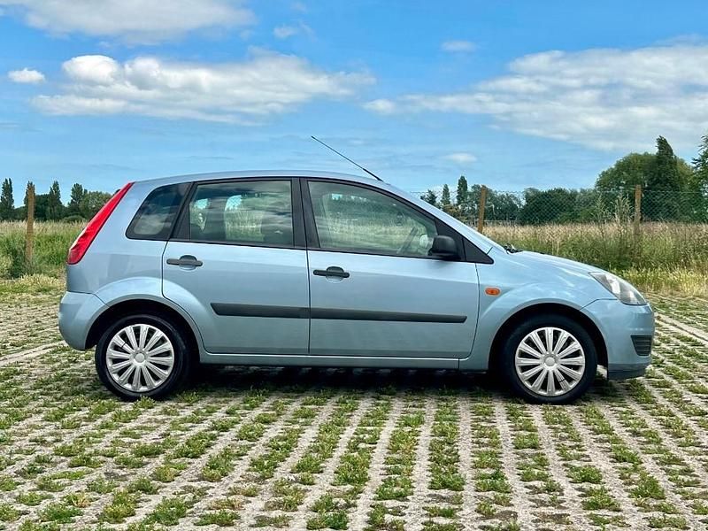 Used Ford Fiesta Style 78 HP (57 kW) 2007 Blue Hatchback