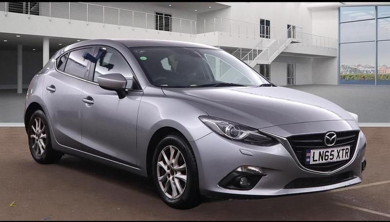 Silver Used 2015 Mazda 3 Hatchback | £4,995 (A bit pricey) - Image 1/4