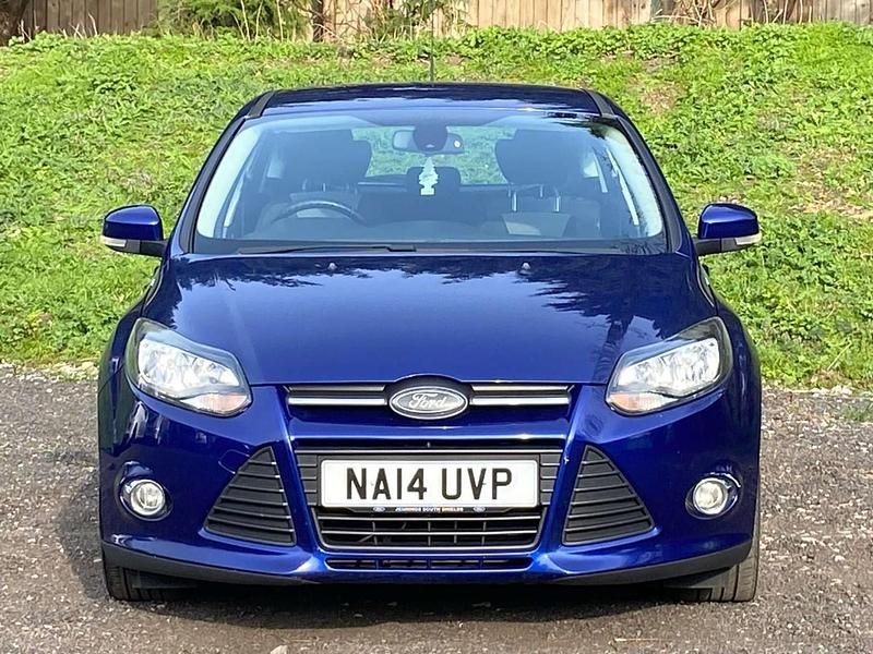 Used Ford Focus Zetec 2014 Blue Hatchback