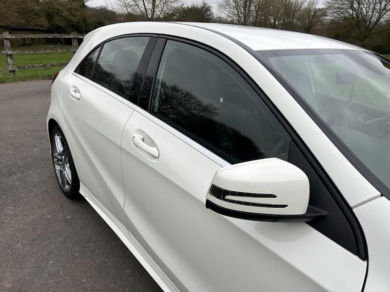 Used Mercedes A160 Executive 2017 White Hatchback