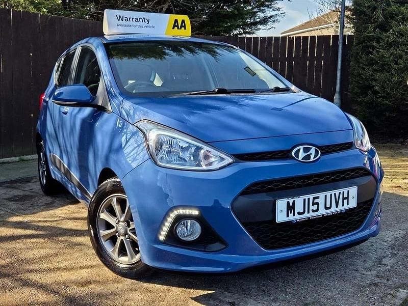 Used Hyundai i10 Premium 87 HP (63 kW) 2015 Blue Hatchback