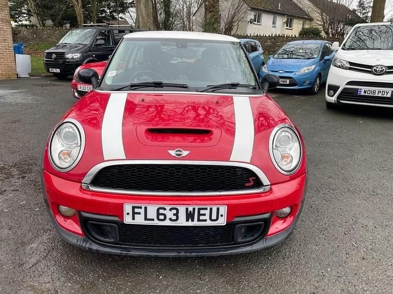 Used Mini Cooper S Hatch 184 HP (135 kW) 2013 Red Hatchback