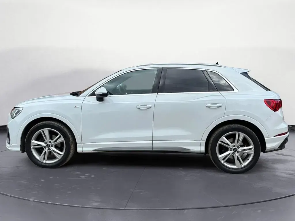 Used Audi Q3 S-Line 150 HP (110 kW) 2022 White SUV