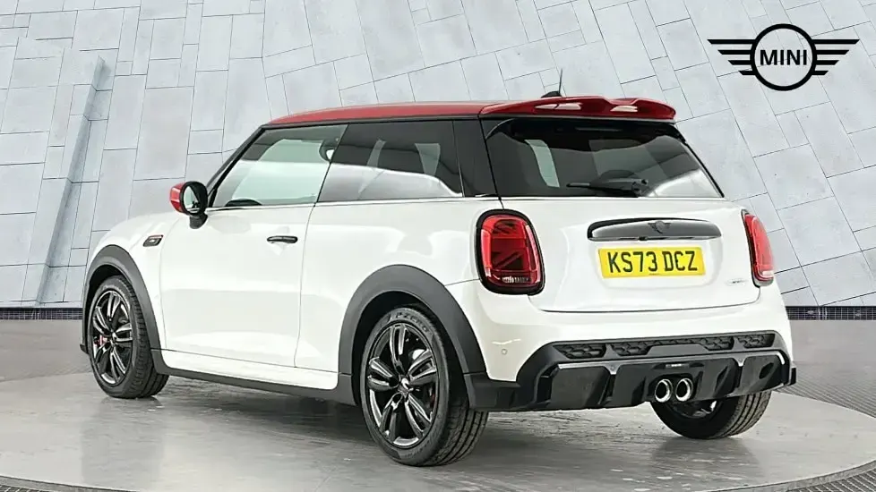 Used Mini John Cooper Works Hatch 228 HP (167 kW) 2023 White Hatchback