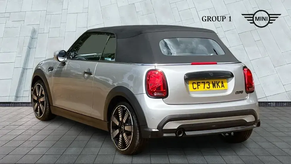 Used Mini Cooper Exclusive 134 HP (98 kW) 2024 Silver Hatchback