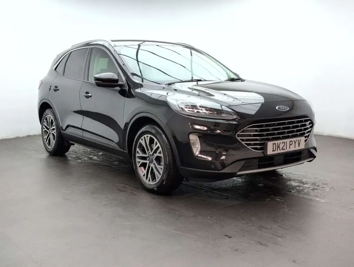 Used Ford Kuga Titanium 120 HP (88 kW) 2021 Black SUV