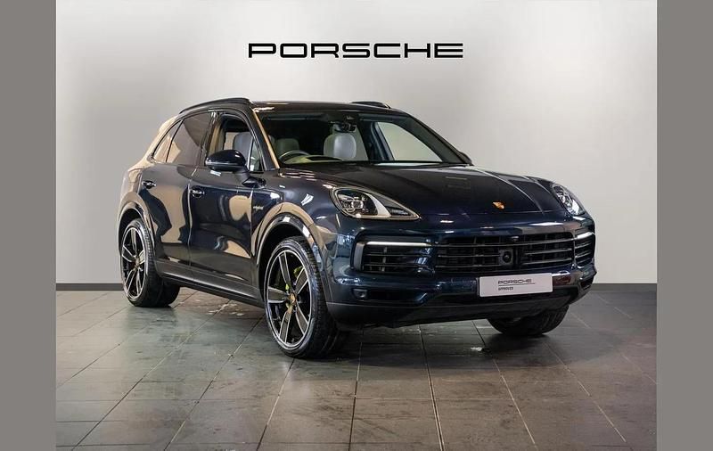 Blue Used 2022 Porsche Cayenne SUV | £64,000 (Expensive) - Image 1/4
