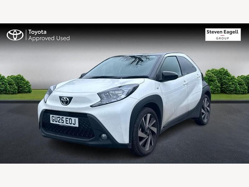 Used Toyota Aygo X 2025 White SUV