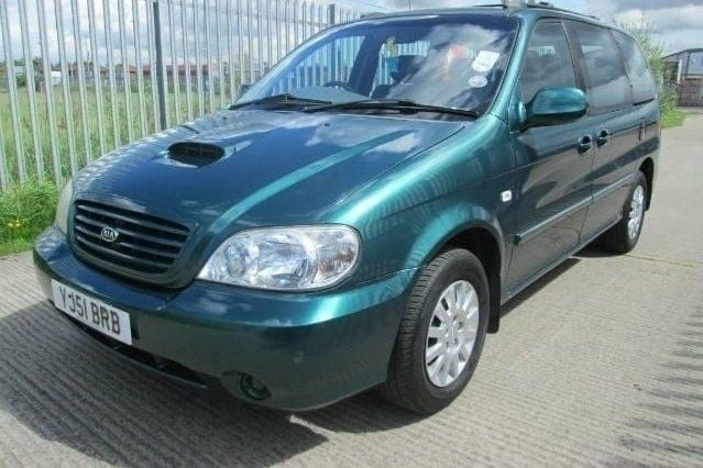 Used 2002 Kia Sedona MPV | £1,350 (Fair price) - Image 1/4