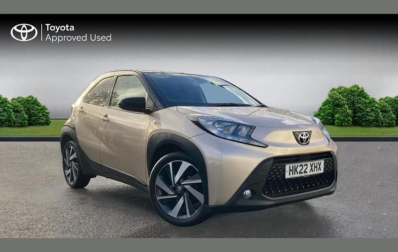 Ginger beige bitone Used 2022 Toyota Aygo X SUV | £12,228 - Image 1/4