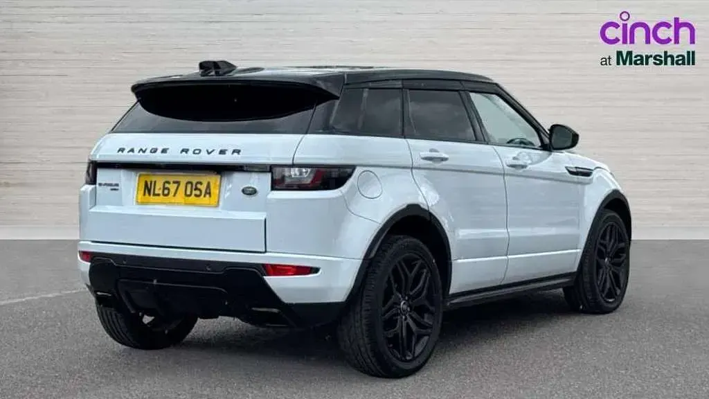 Used Land Rover Range Rover evoque HSE Dynamic 180 HP (132 kW) 2017 White SUV