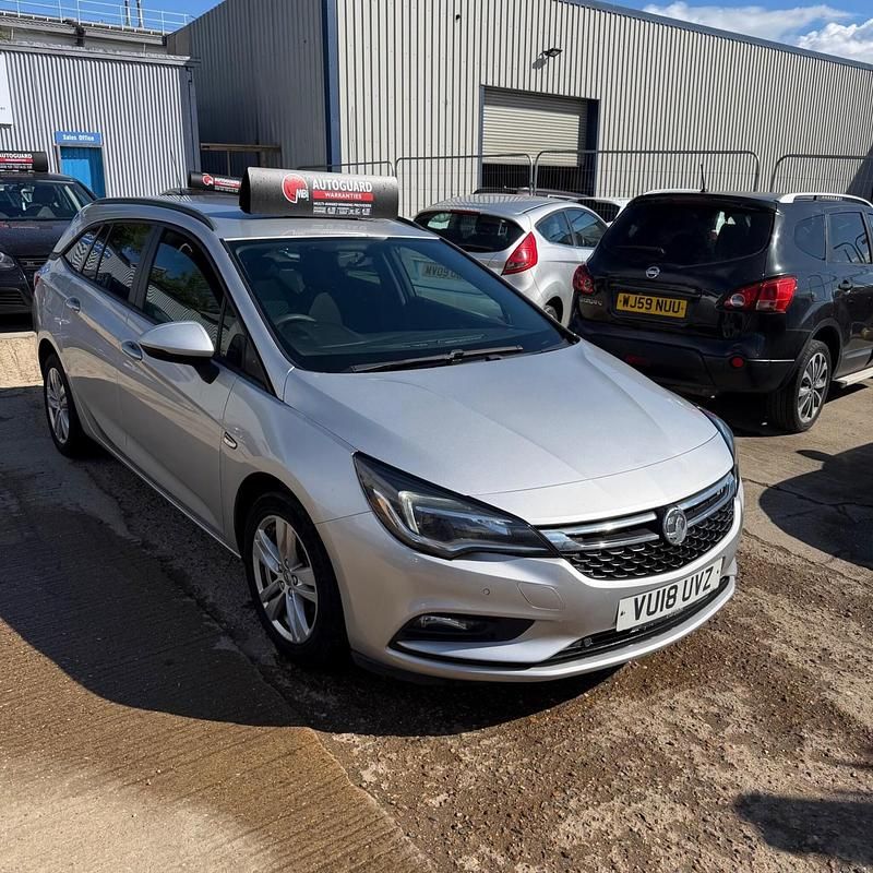 Used Vauxhall Astra Design Edition 2018 Silver Estate