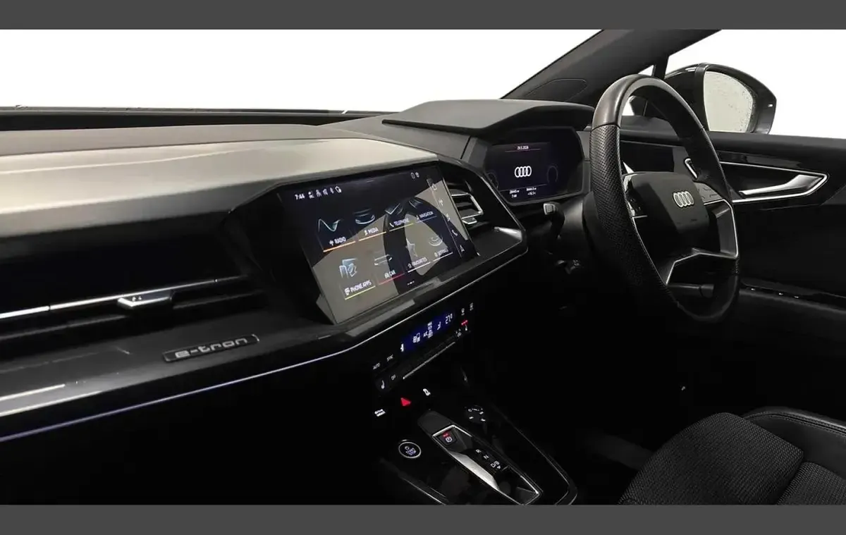 Used Audi Q4 e-tron S-Line 150 kW (204 HP) 2023 Black SUV