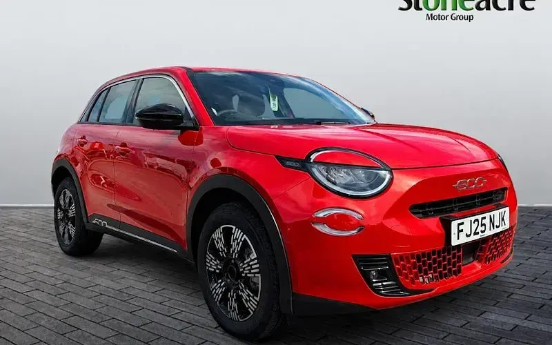 Used Fiat 600 101 HP (74 kW) 2025 SUV