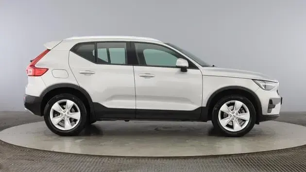 Used Volvo XC40 Core 163 HP (119 kW) 2024 SUV