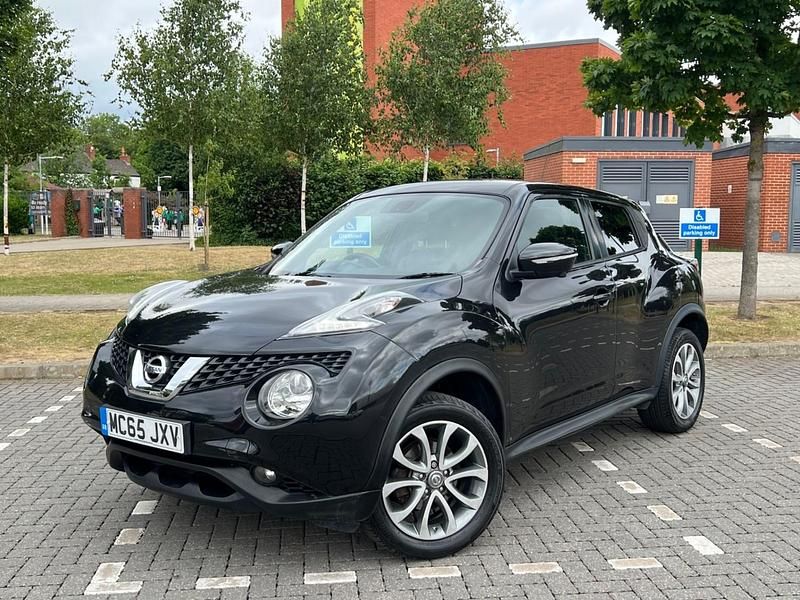 Black Used 2015 Nissan Juke Tekna SUV | £3,790 (Good price) - Image 1/4