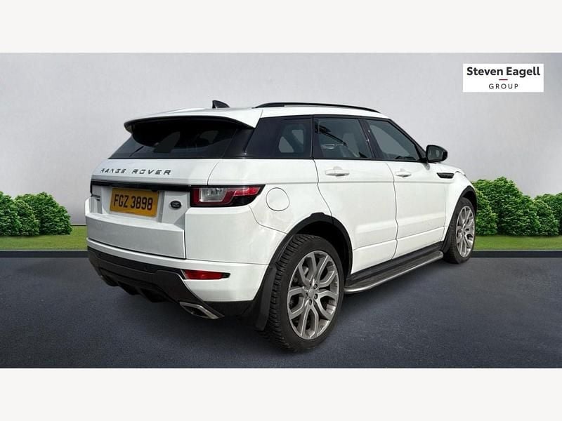 Used Land Rover Range Rover evoque HSE Dynamic 2017 White Estate