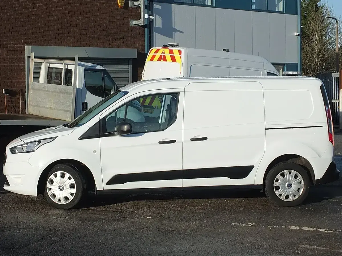 Used Ford Transit Connect Trend 120 HP (88 kW) 2020 White MPV