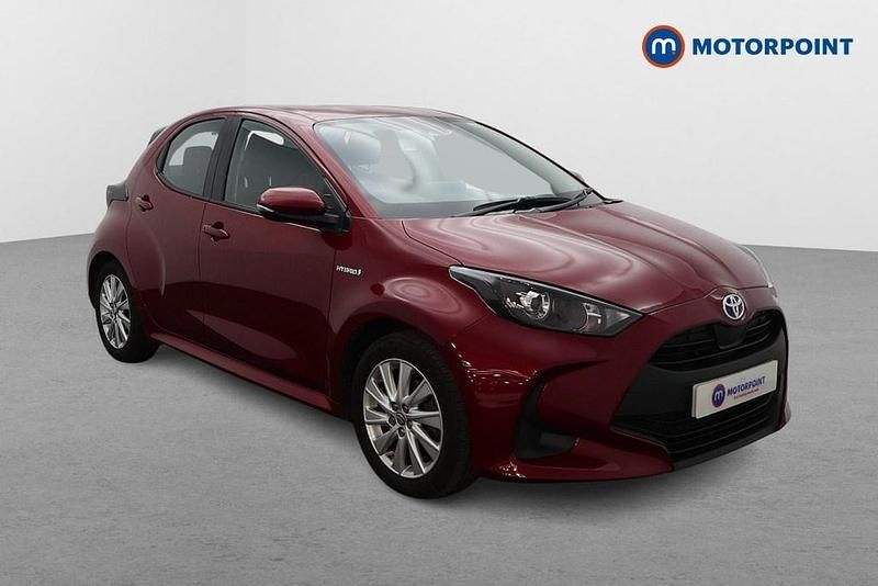 Used Toyota Yaris Hybrid 2021 Red Hatchback