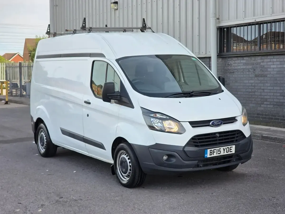 Used Ford Transit Custom 125 HP (91 kW) 2015 White Van