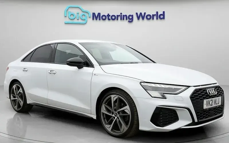 Usado Audi A3 150 HP (110 kW) 2023 Sedan