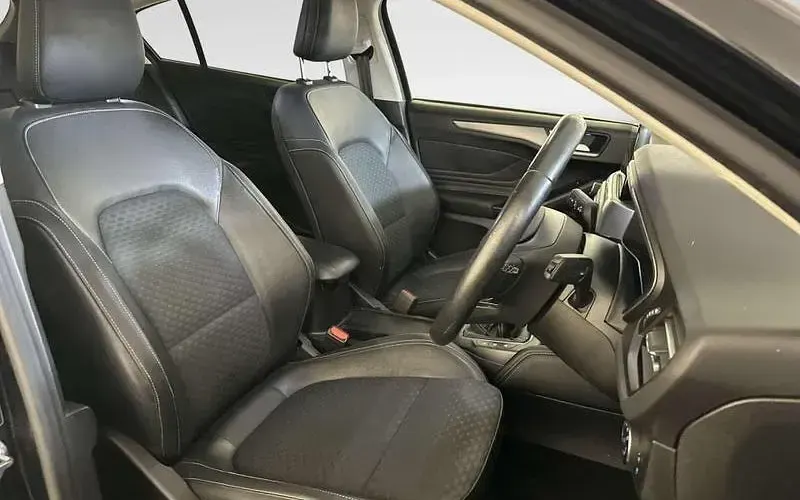Used Ford Focus Titanium X 120 HP (88 kW) 2019 Black Hatchback