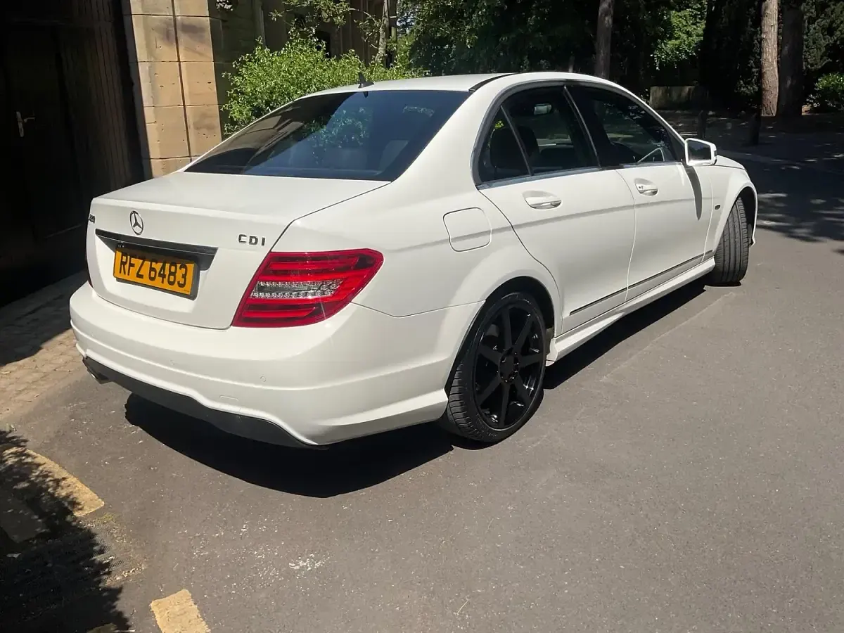 Used Mercedes C220 2012 White Sedan