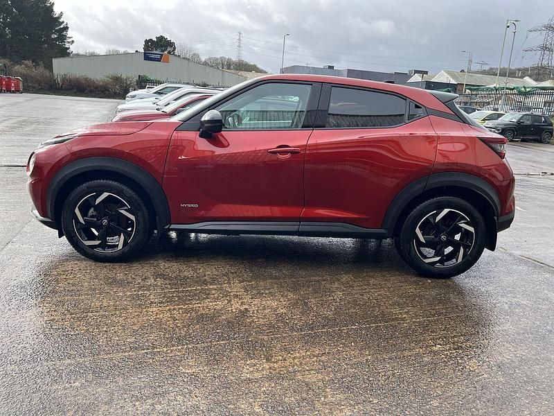 Used Nissan Juke N-Connecta 141 HP (103 kW) 2023 Red SUV