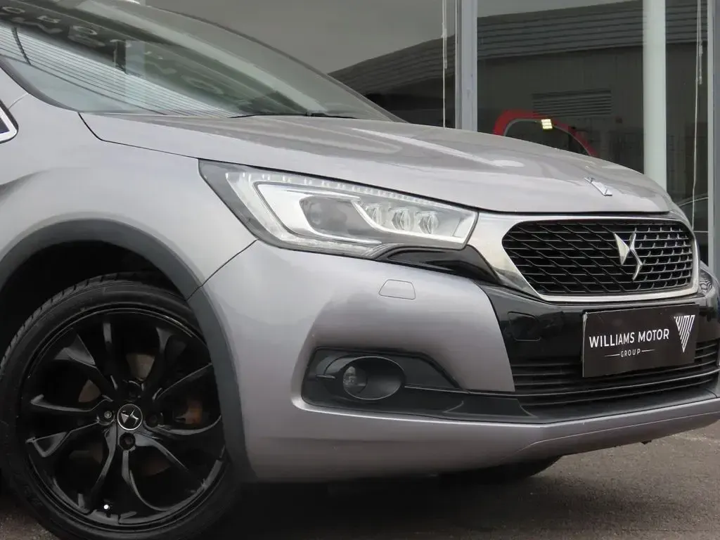 Used DS Automobiles DS4 120 HP (88 kW) 2017 Grey Hatchback
