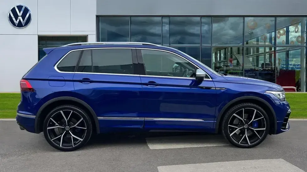 Used VW Tiguan R 320 HP (235 kW) 2023 Blue SUV