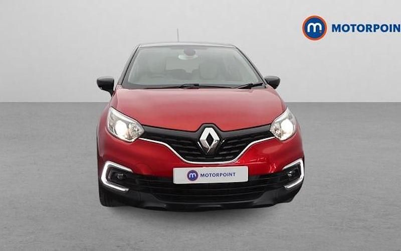 Używany Renault Captur Iconic 90 KM (66 kW) 2019 Czerwony SUV