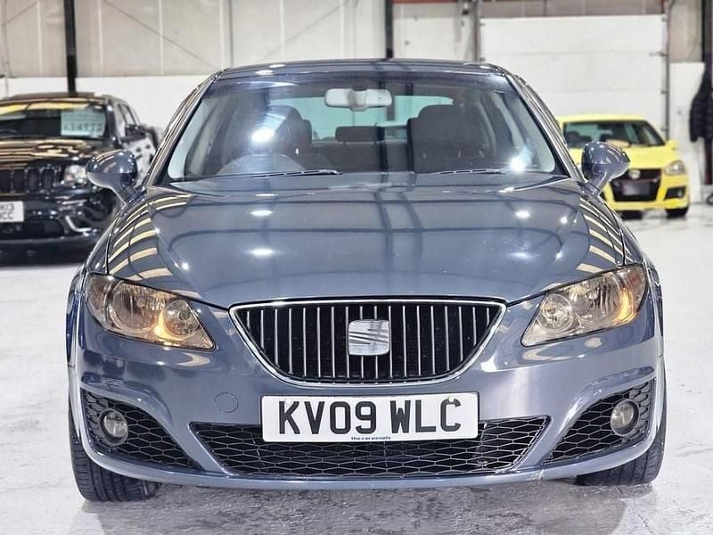 Used Seat Exeo 141 HP (103 kW) 2009 Grey Sedan