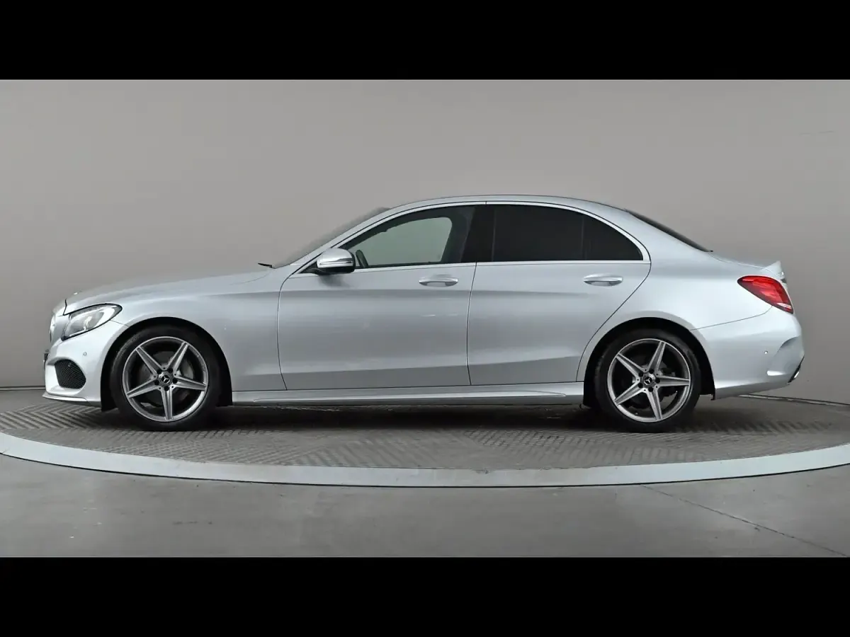 Used Mercedes C220 AMG line 2018 Silver Sedan
