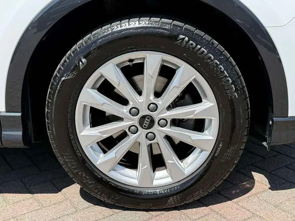Used Audi Q3 Sport 150 HP (110 kW) 2023 White SUV